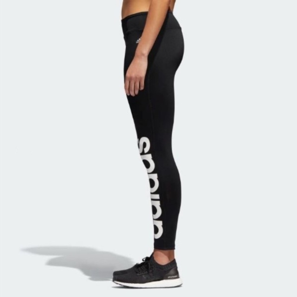 Adidas legging size medium!